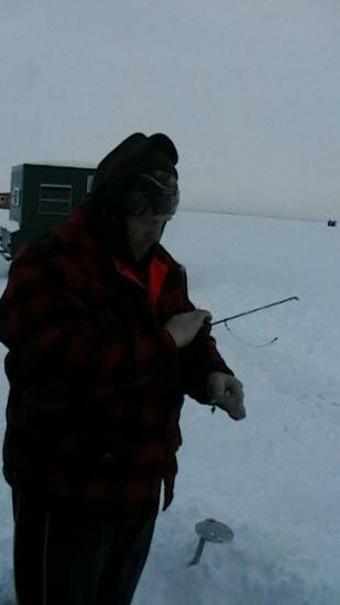 la peche sur glace ont finis la journée