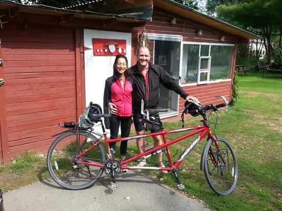 579622 428482793937625 208394619 n